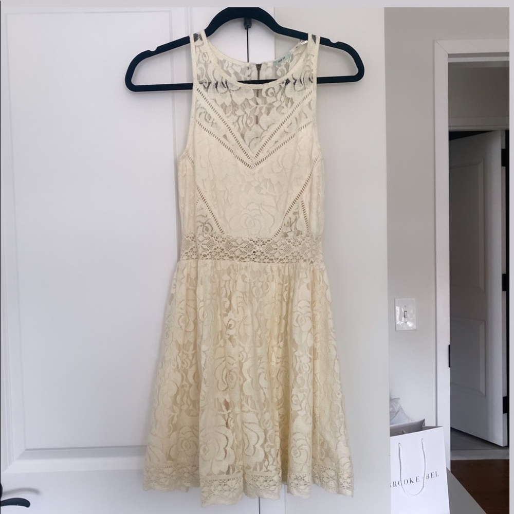 Kimchi Blue Lace Floral White Dress- XS